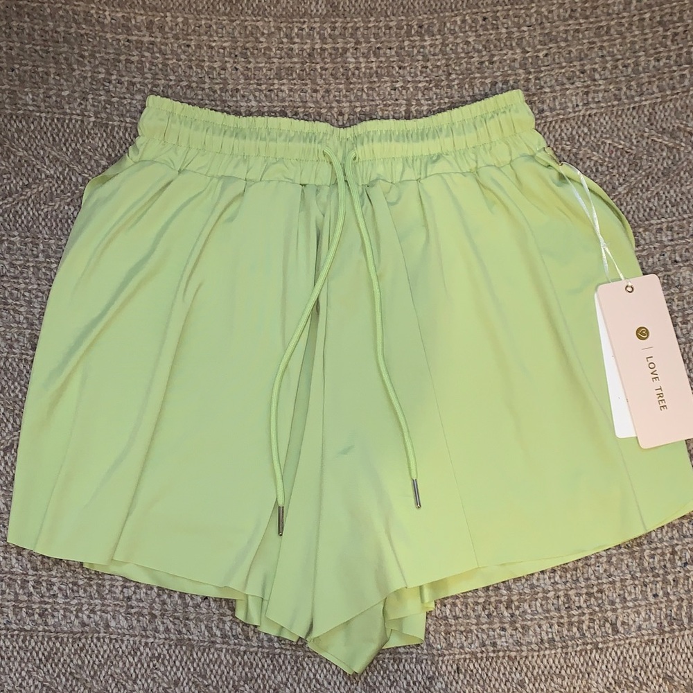 NWT Love Tree Skort